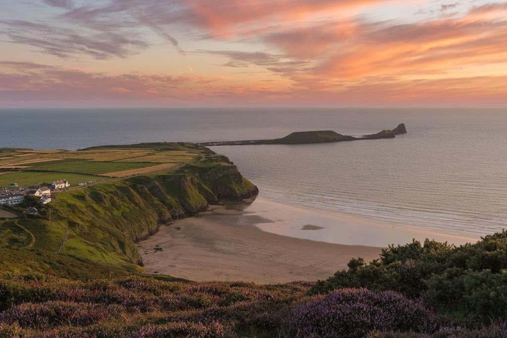 Ocean Breeze, Gower Holiday Village. Allows Dogs Swansea Exterior foto